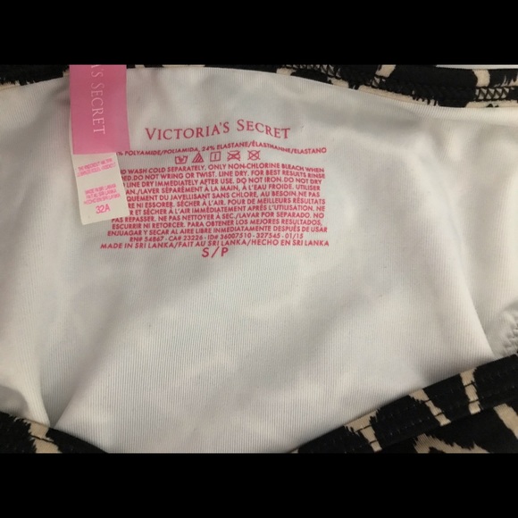 Victoria’s Secret Giraffe Print Bikini 👙 - Picture 3 of 3